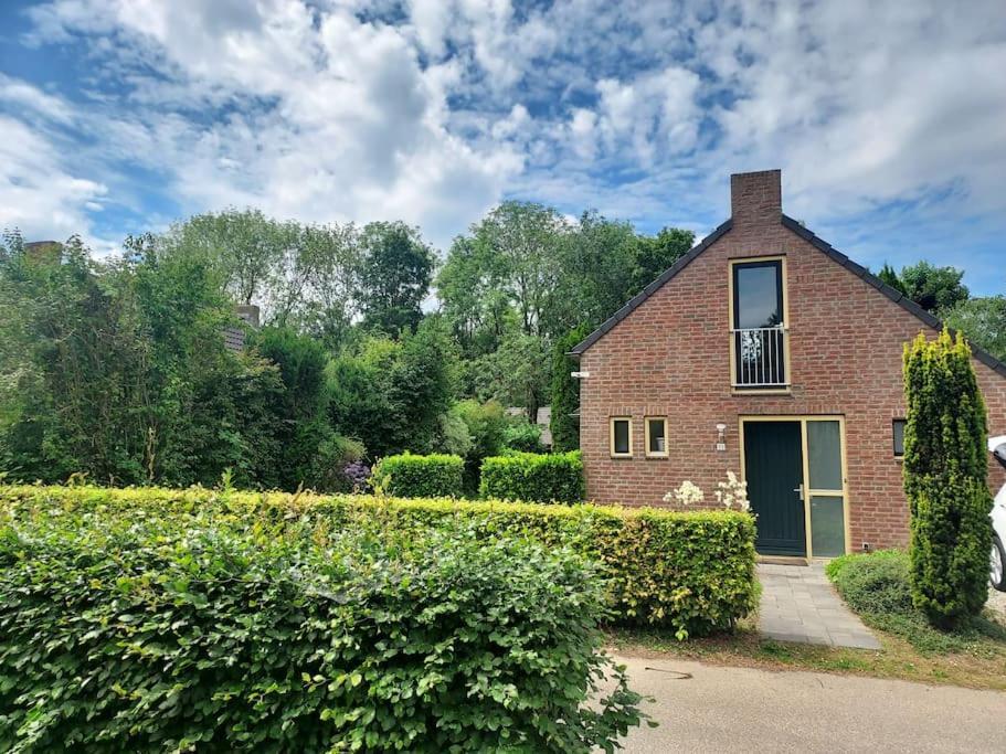 Heerlijk Huys, Vakantievilla Met Prive Tuin Ewijk Eksteriør billede
